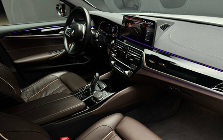 BMW 5 серия, 2021 год, 5 650 000 рублей, 11 фотография