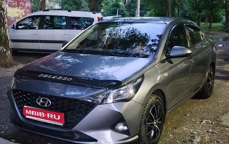 Hyundai Solaris II рестайлинг, 2020 год, 1 500 000 рублей, 1 фотография