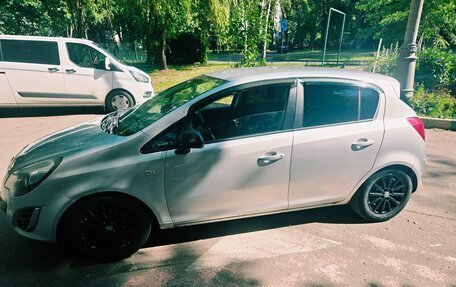 Opel Corsa D, 2011 год, 700 000 рублей, 2 фотография