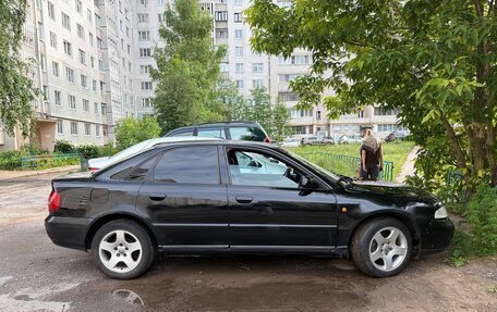 Audi A4, 1999 год, 290 000 рублей, 3 фотография