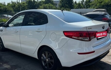 KIA Rio III рестайлинг, 2016 год, 895 000 рублей, 6 фотография