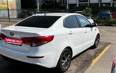 KIA Rio III рестайлинг, 2016 год, 895 000 рублей, 5 фотография