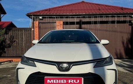 Toyota Corolla, 2021 год, 1 780 000 рублей, 2 фотография