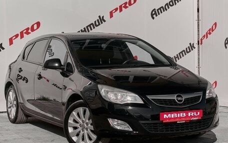 Opel Astra J, 2011 год, 600 000 рублей, 3 фотография
