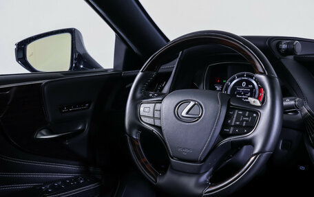 Lexus LS IV, 2018 год, 4 900 000 рублей, 18 фотография