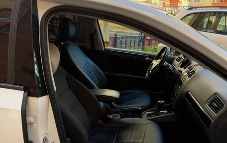 Volkswagen Jetta VI, 2018 год, 1 550 000 рублей, 14 фотография