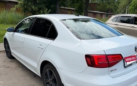 Volkswagen Jetta VI, 2018 год, 1 550 000 рублей, 10 фотография