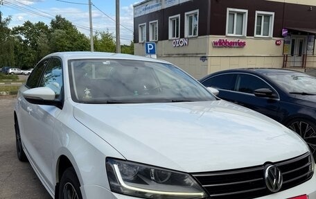 Volkswagen Jetta VI, 2018 год, 1 550 000 рублей, 6 фотография