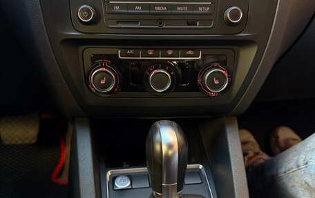 Volkswagen Jetta VI, 2018 год, 1 550 000 рублей, 23 фотография