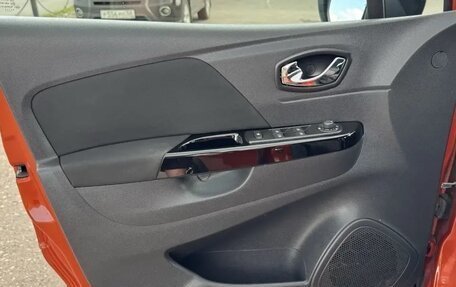 Renault Kaptur I рестайлинг, 2016 год, 1 355 000 рублей, 9 фотография