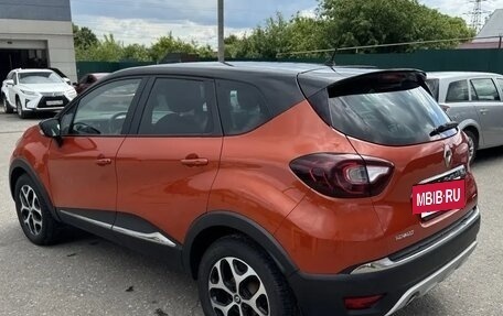 Renault Kaptur I рестайлинг, 2016 год, 1 355 000 рублей, 4 фотография