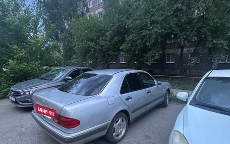 Mercedes-Benz E-Класс, 1999 год, 340 000 рублей, 7 фотография