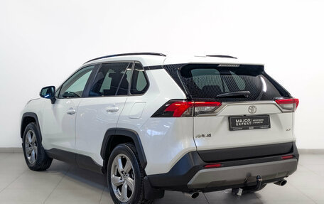Toyota RAV4, 2022 год, 4 045 000 рублей, 7 фотография