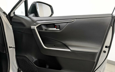 Toyota RAV4, 2022 год, 4 045 000 рублей, 25 фотография