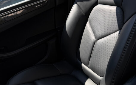 Porsche Macan I рестайлинг, 2019 год, 4 840 000 рублей, 28 фотография