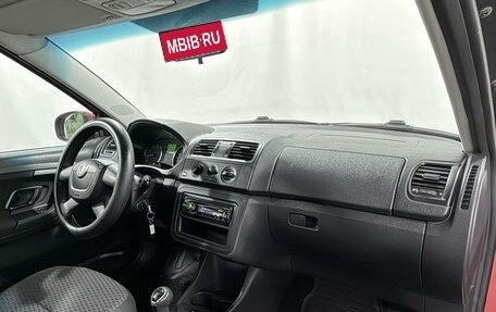 Skoda Fabia II, 2011 год, 520 000 рублей, 10 фотография