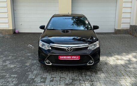 Toyota Camry, 2016 год, 2 090 000 рублей, 1 фотография