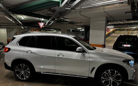 BMW X5, 2020 год, 9 000 000 рублей, 10 фотография