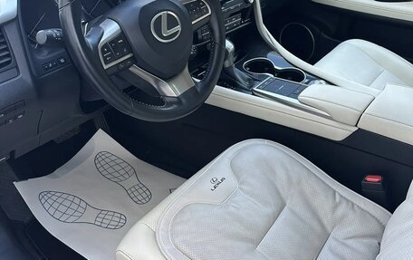 Lexus RX IV рестайлинг, 2022 год, 7 200 000 рублей, 6 фотография