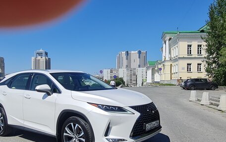 Lexus RX IV рестайлинг, 2022 год, 7 200 000 рублей, 4 фотография