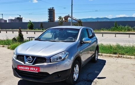Nissan Qashqai, 2011 год, 1 050 000 рублей, 2 фотография