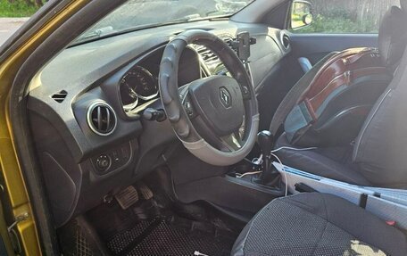 Renault Sandero II рестайлинг, 2016 год, 980 000 рублей, 9 фотография