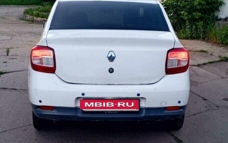 Renault Logan II, 2017 год, 420 000 рублей, 6 фотография
