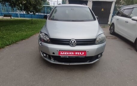 Volkswagen Golf Plus II, 2012 год, 550 000 рублей, 1 фотография