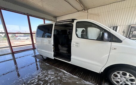 Hyundai Grand Starex Grand Starex I рестайлинг 2, 2008 год, 1 400 000 рублей, 9 фотография