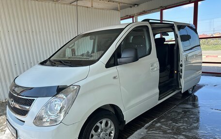 Hyundai Grand Starex Grand Starex I рестайлинг 2, 2008 год, 1 400 000 рублей, 7 фотография