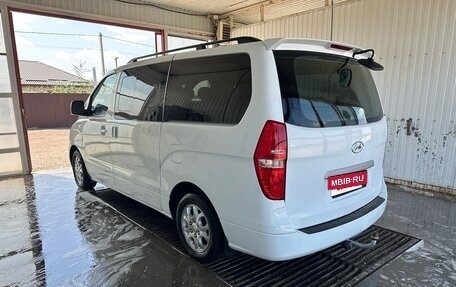 Hyundai Grand Starex Grand Starex I рестайлинг 2, 2008 год, 1 400 000 рублей, 6 фотография