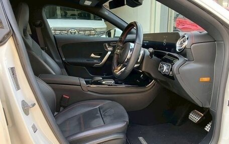 Mercedes-Benz CLA, 2022 год, 1 679 100 рублей, 10 фотография