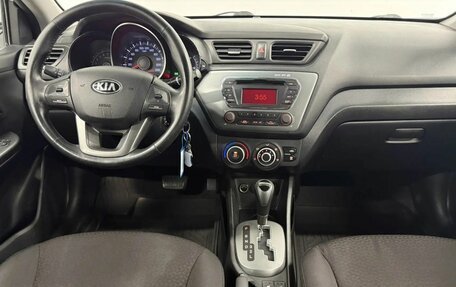 KIA Rio III рестайлинг, 2013 год, 860 000 рублей, 17 фотография
