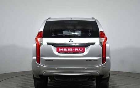 Mitsubishi Pajero Sport III рестайлинг, 2019 год, 2 690 000 рублей, 7 фотография