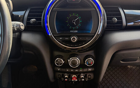 MINI Hatch, 2019 год, 2 150 000 рублей, 23 фотография