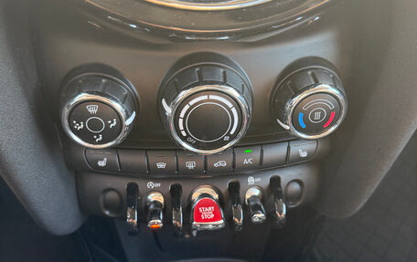MINI Hatch, 2019 год, 2 150 000 рублей, 31 фотография