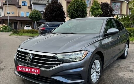 Volkswagen Jetta VII, 2018 год, 1 670 000 рублей, 2 фотография