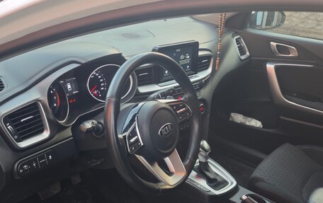 KIA cee'd III, 2019 год, 1 750 000 рублей, 14 фотография
