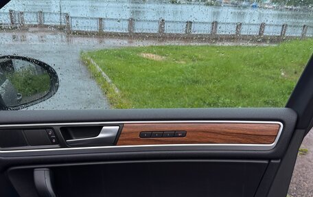 Volkswagen Touareg III, 2012 год, 1 900 000 рублей, 9 фотография