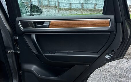 Volkswagen Touareg III, 2012 год, 1 900 000 рублей, 14 фотография