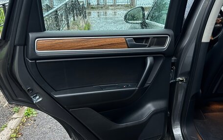 Volkswagen Touareg III, 2012 год, 1 900 000 рублей, 17 фотография
