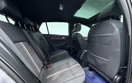 Volkswagen Golf VIII, 2023 год, 1 870 000 рублей, 10 фотография