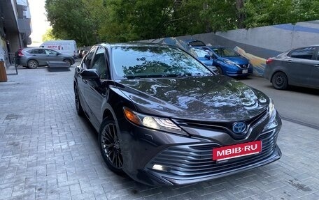 Toyota Camry, 2018 год, 2 850 000 рублей, 3 фотография