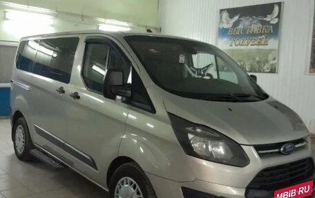 Ford Tourneo Custom I рестайлинг, 2017 год, 1 920 000 рублей, 2 фотография