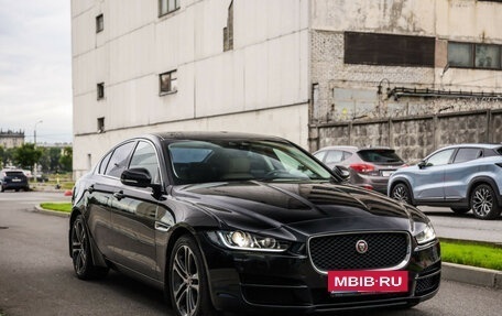 Jaguar XE I рестайлинг, 2017 год, 1 875 000 рублей, 6 фотография