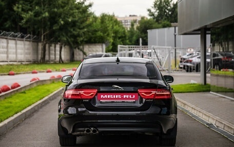 Jaguar XE I рестайлинг, 2017 год, 1 875 000 рублей, 8 фотография