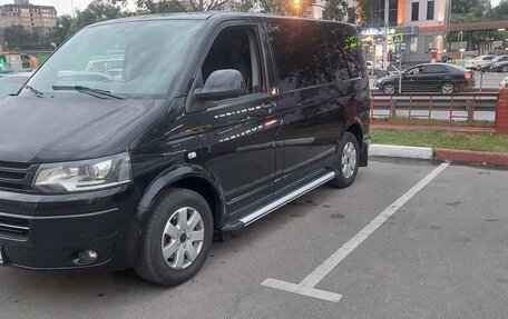 Volkswagen Caravelle T5, 2013 год, 2 100 000 рублей, 2 фотография