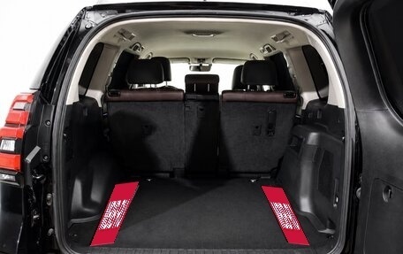 Toyota Land Cruiser Prado 150 рестайлинг 2, 2017 год, 4 500 000 рублей, 6 фотография