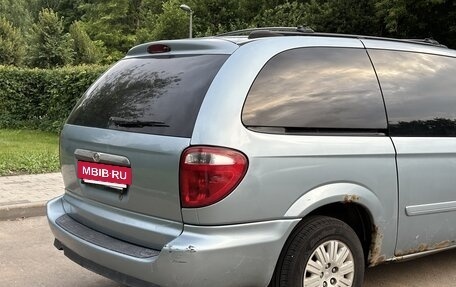 Chrysler Town & Country IV, 2005 год, 525 000 рублей, 6 фотография