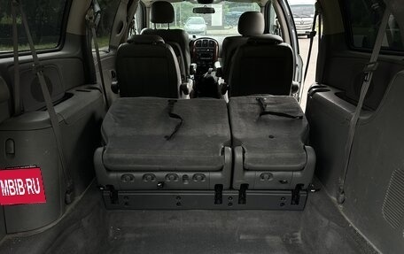 Chrysler Town & Country IV, 2005 год, 525 000 рублей, 30 фотография